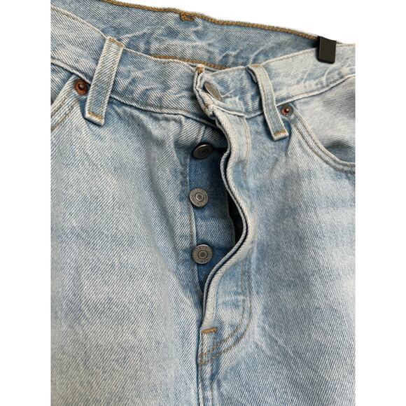 Levi Strauss & Co Women's 501 150th Anniversary Light Wash Floral Patch 29x30 - Picture 10 of 11